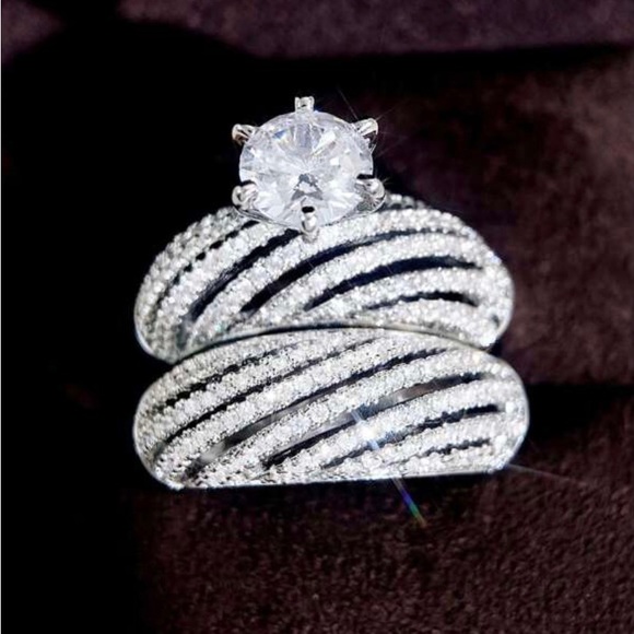 2pcs/Set Gorgeous Cubic Zirconia Rings - Picture 3 of 3